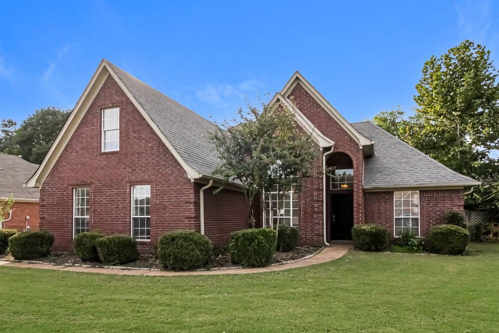 4-Bed Rental on 4845 Shadow Pine photo 1
