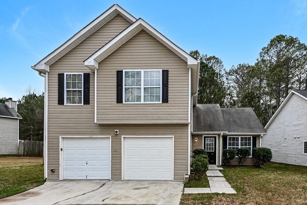 3-Bed Rental on 4725 Bridle Point photo 1