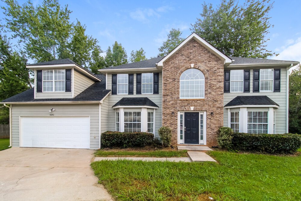 5-Bed Rental on 6261 Remington Park photo 1