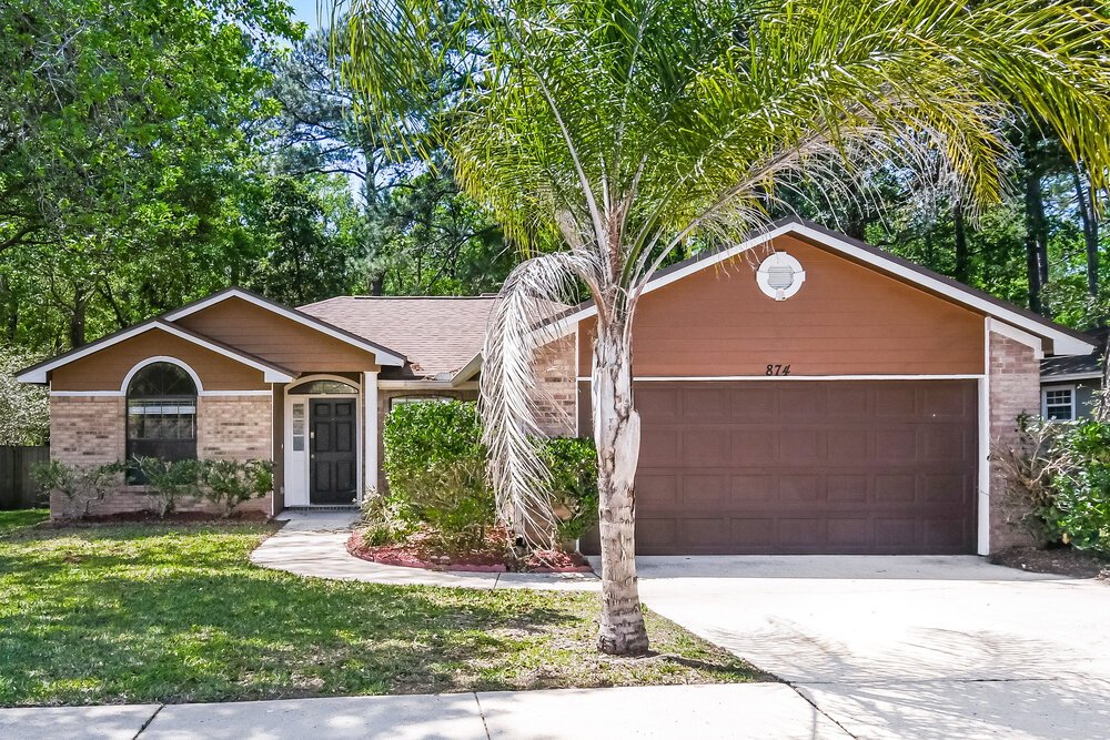 3-Bed Rental on 874 Long Lake photo 1