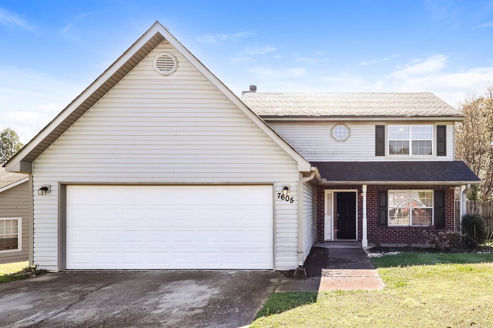 3-Bed Rental on 7605 Briar Crest photo 1
