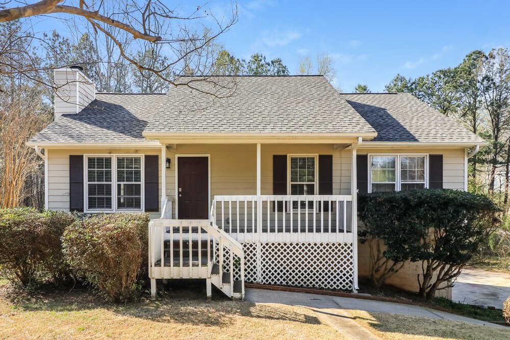 4-Bed Rental on 28 Doe Ln photo 1