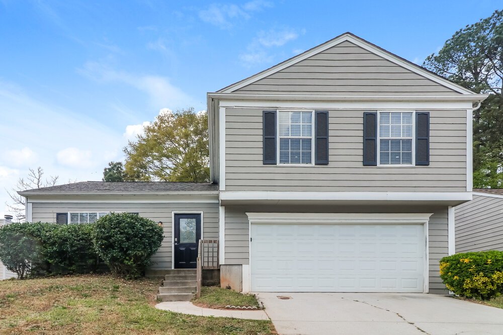 3-Bed Rental on 6514 Eastbriar Dr photo 1