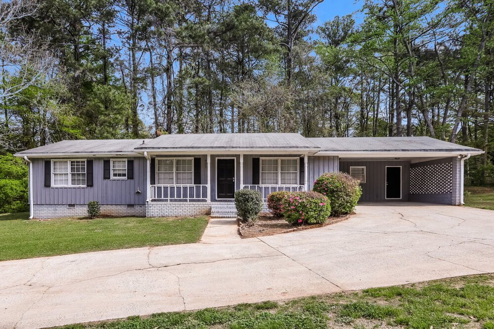 3-Bed Rental on 4649 Danna Dr photo 1