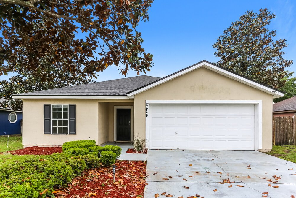4-Bed Rental on 8628 Springtree Rd photo 1