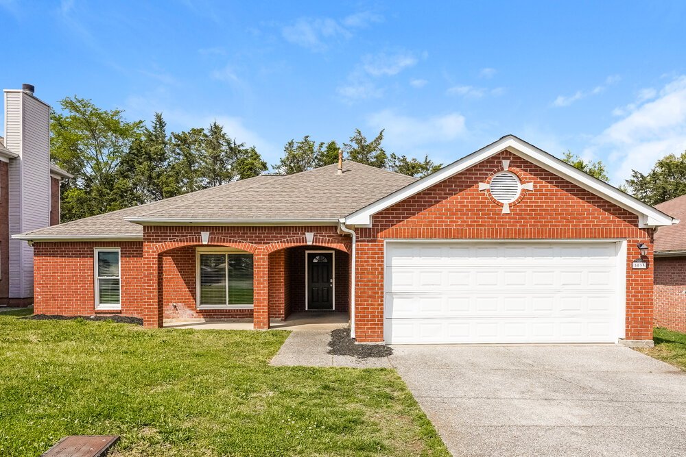 3-Bed Rental on 5033 Singing Hills photo 1