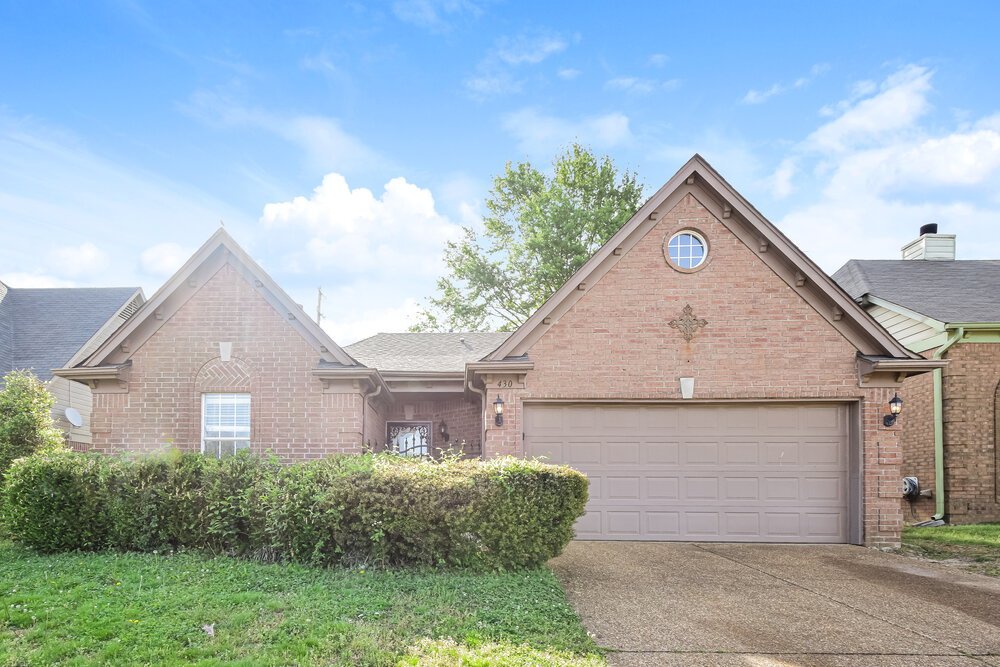 3-Bed Rental on 430 N Ericson photo 1