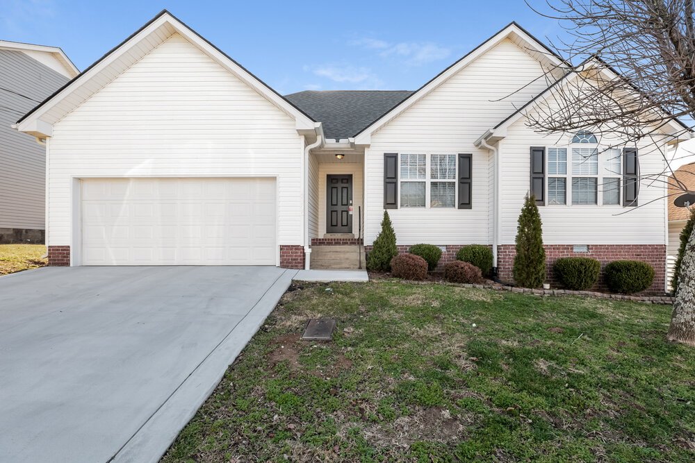 3-Bed Rental on 7136 Legacy Dr photo 1