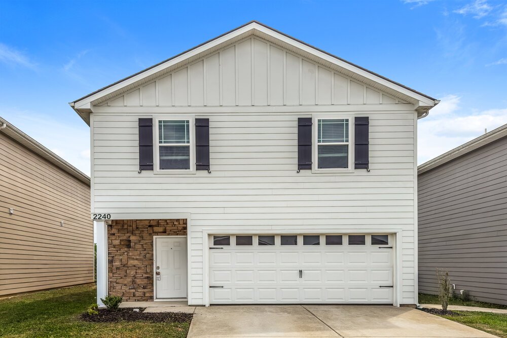4-Bed Rental on 2240 Lismore Dr photo 1