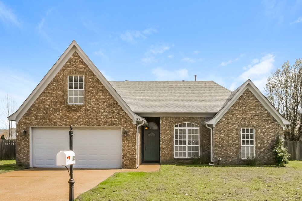 3-Bed Rental on 145 Cameron Dr photo 1