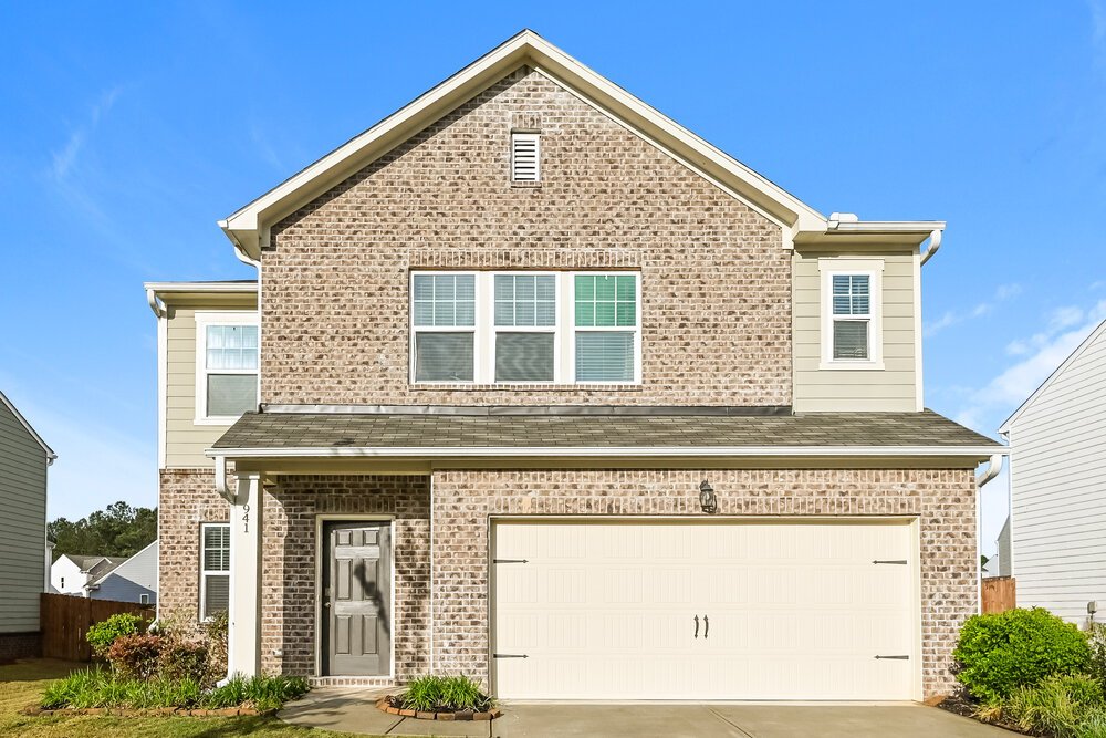 5-Bed Rental on 941 Feldman Chase photo 1