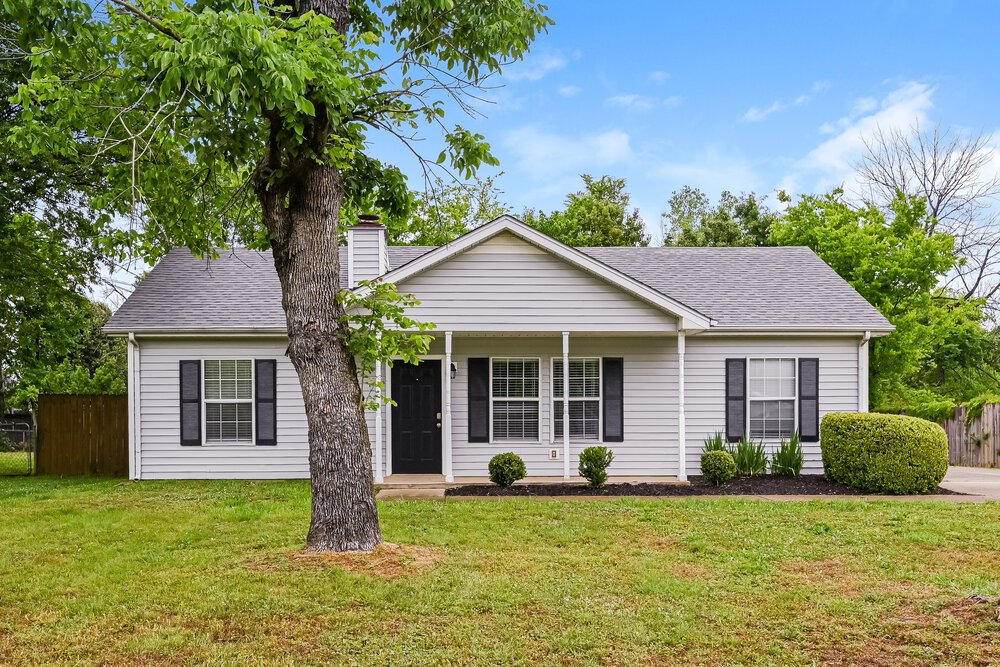 3-Bed Rental on 108 Riverwood Dr photo 1