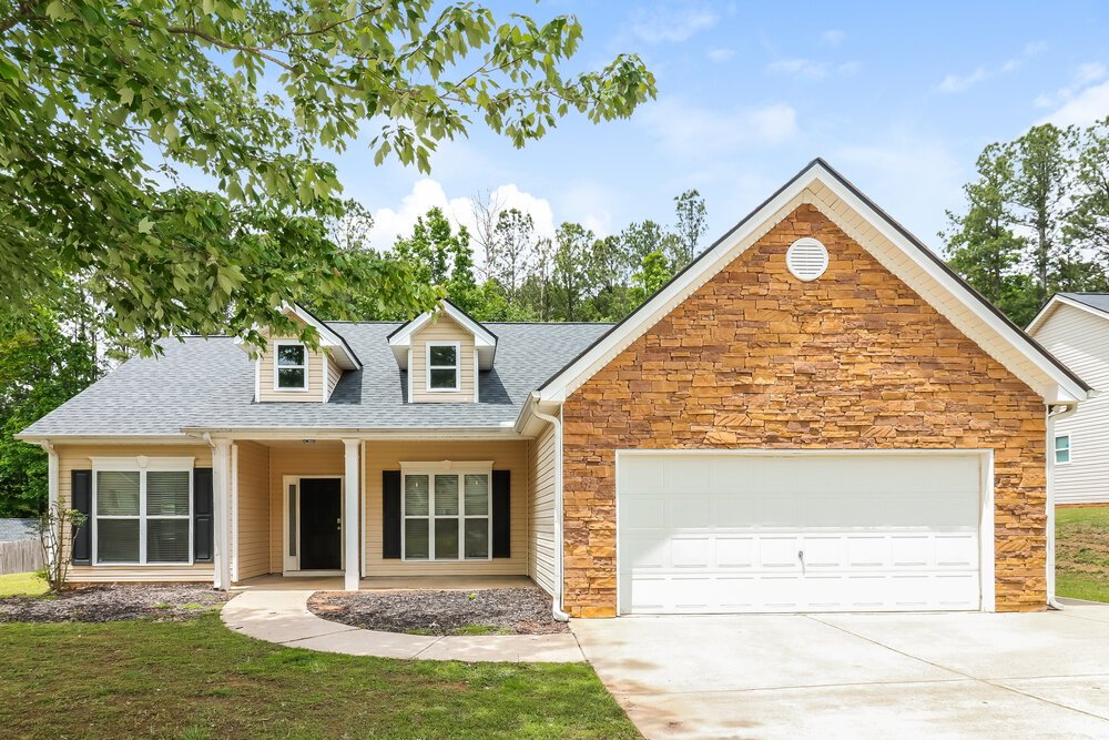 3-Bed Rental on 134 Westridge Cir photo 1