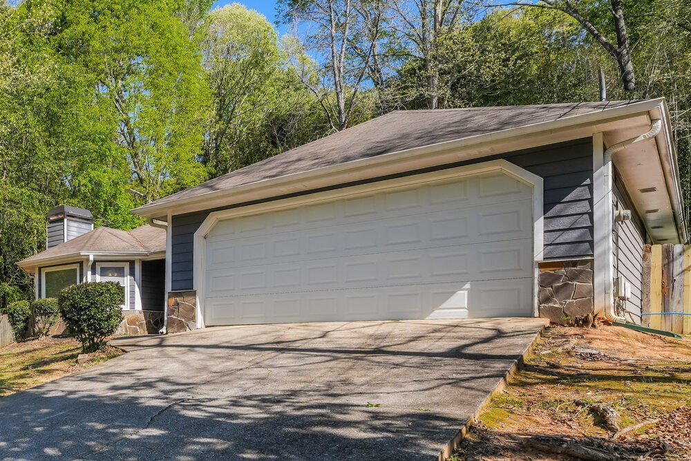 3-Bed Rental on 1477 Cherry Hill photo 3