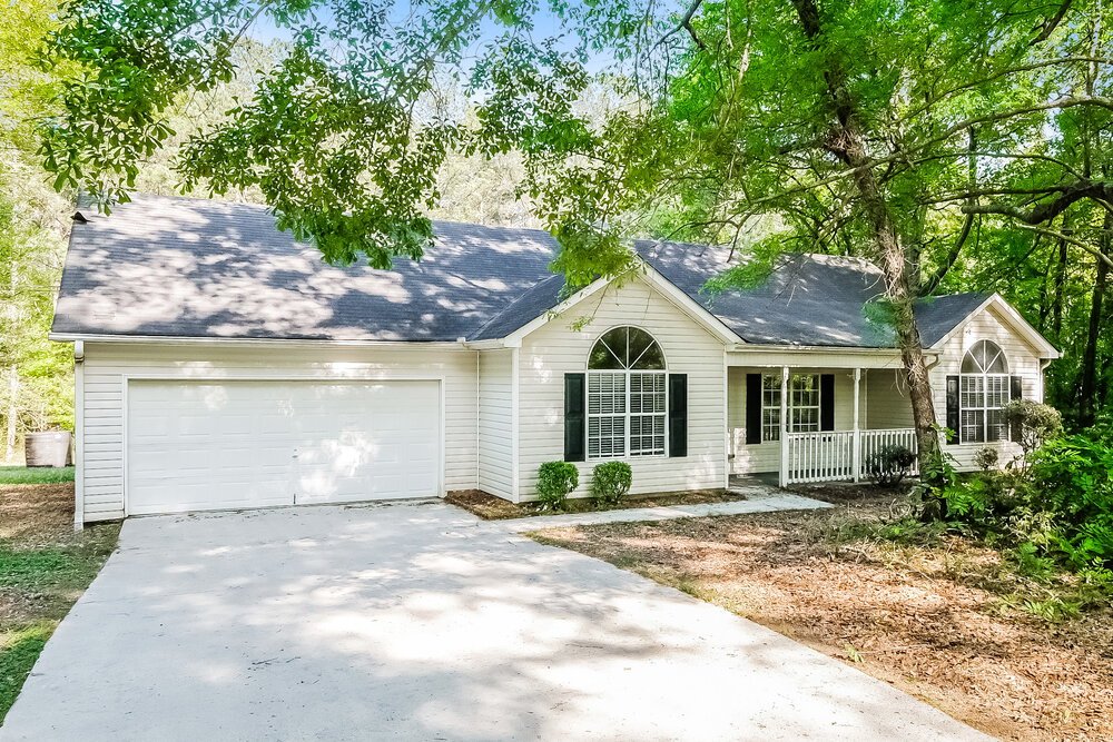 3-Bed Rental on 555 Jackson Lake photo 3