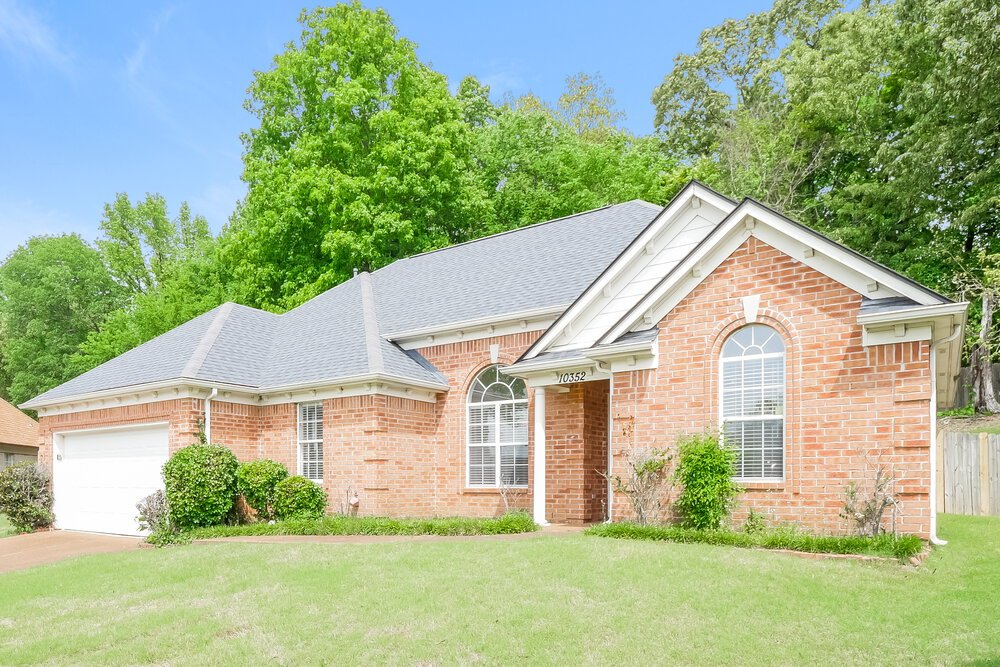3-Bed Rental on 10352 Walden Pine photo 3