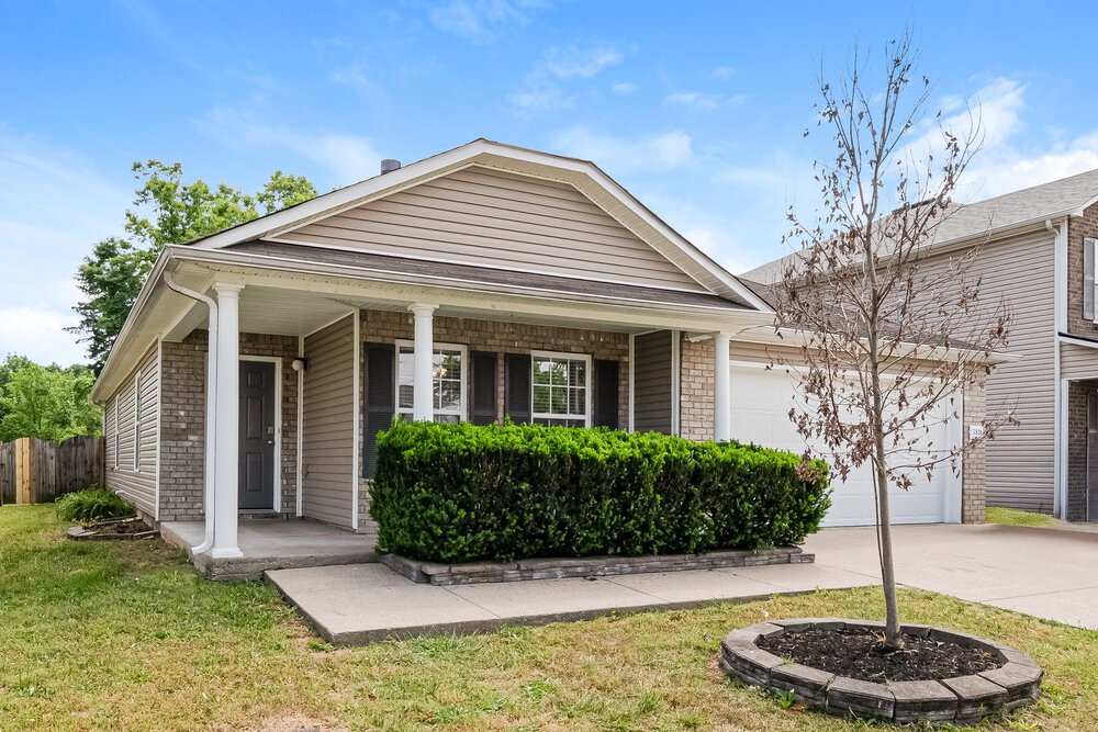 3-Bed Rental on 5328 Skip Jack photo 3