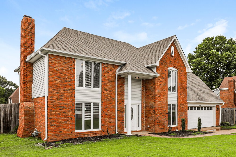 4-Bed Rental on 7440 Richmond Rd photo 4