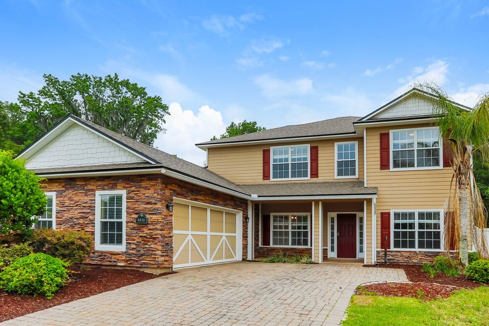 4-Bed Rental on 4856 Monroe Forest photo 4