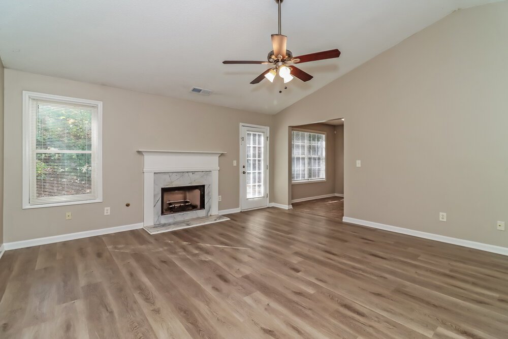 3-Bed Rental on 702 Shoal Circle photo 4