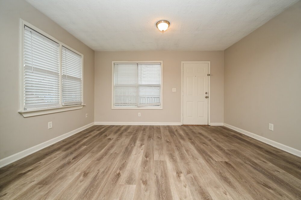 4-Bed Rental on 3199 Pearce Ct photo 4