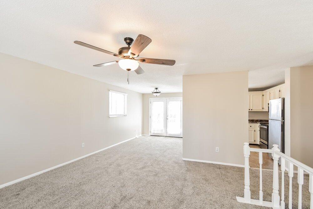 5-Bed Rental on 6815 Azalea Hill photo 4