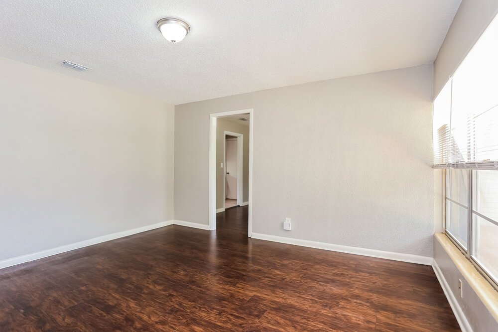 3-Bed Rental on 5433 Matanzas Cir photo 4