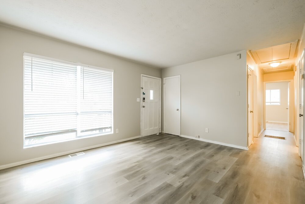 4-Bed Rental on 8268 Dunellen Lane photo 4