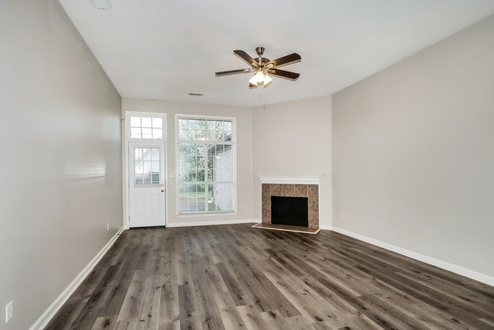 4-Bed Rental on 9775 Misty Bay photo 4