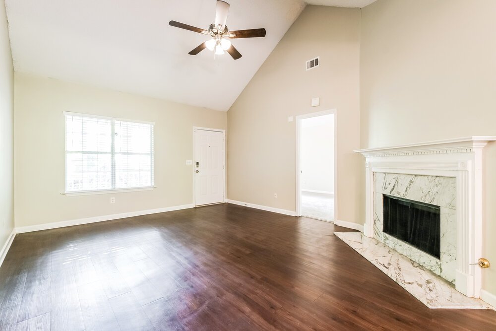 3-Bed Rental on 555 Jackson Lake photo 4