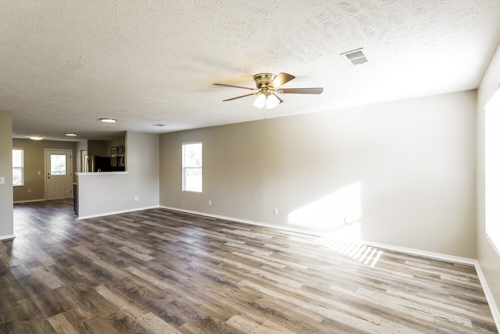 3-Bed Rental on 2761 Sutherland Dr photo 4