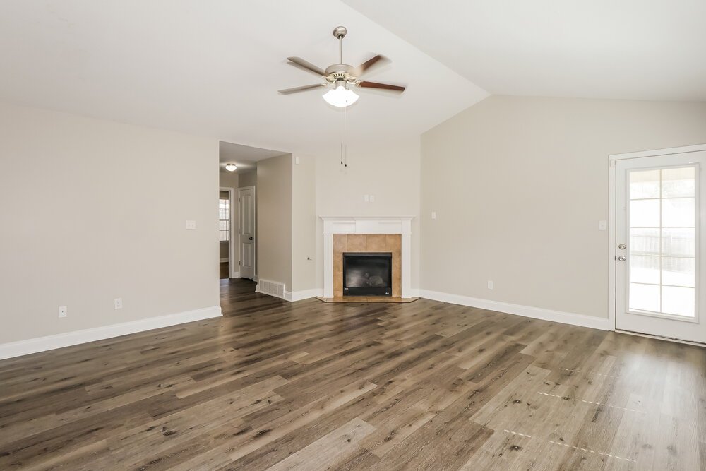 3-Bed Rental on 3242 Earlcastle Drive photo 4