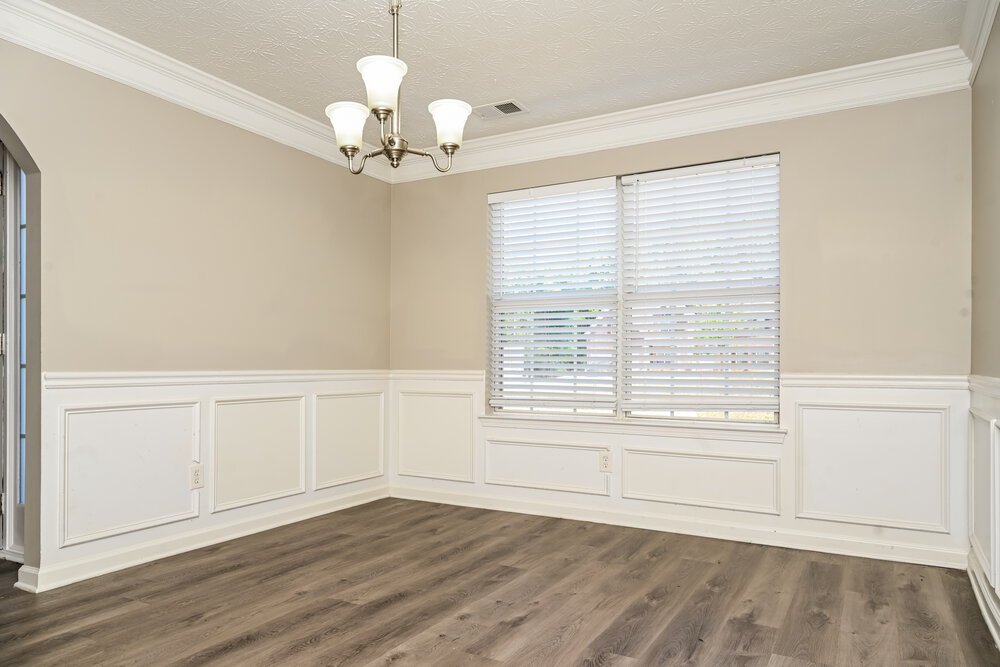 5-Bed Rental on 204 Biltmore Way photo 5