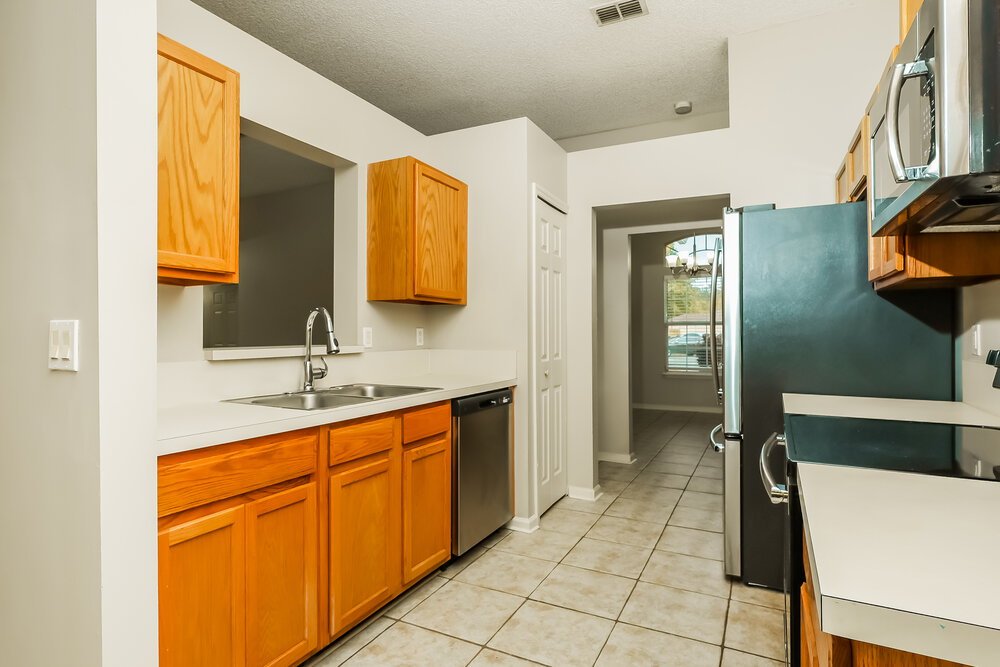 4-Bed Rental on 7811 Invermere Blvd photo 5