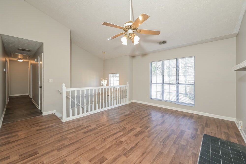 3-Bed Rental on 2314 Hampton Drive photo 5