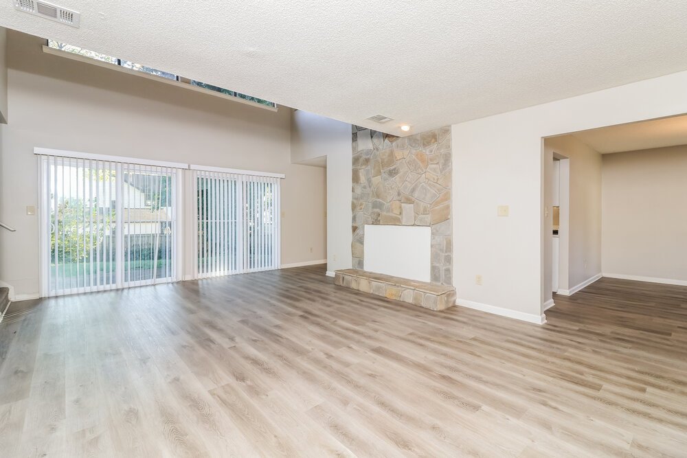 3-Bed Rental on 20 Briar Gate photo 5