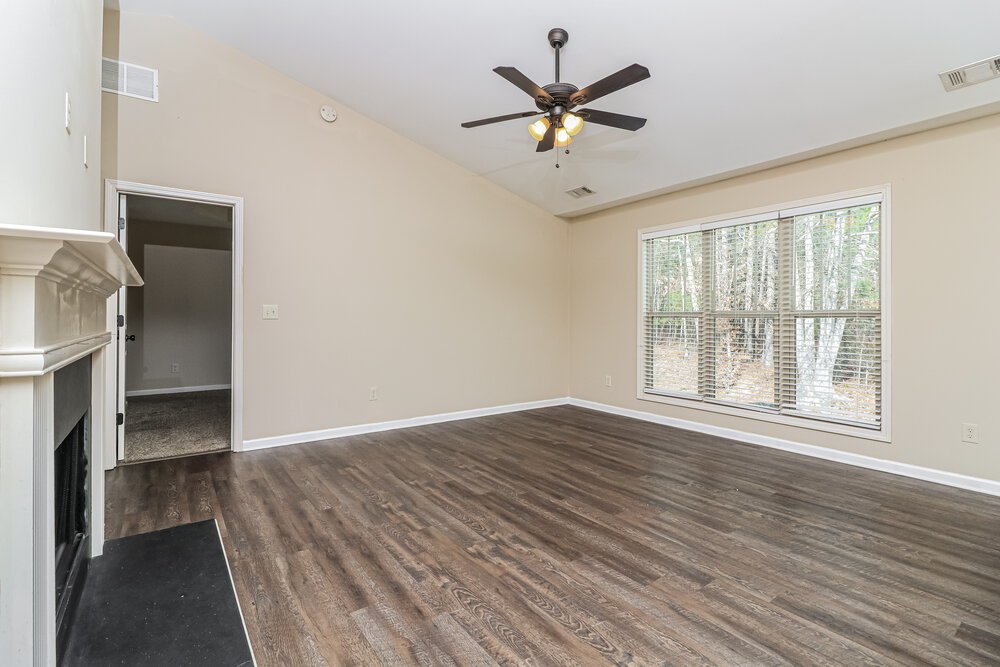 5-Bed Rental on 981 West Avenue photo 5