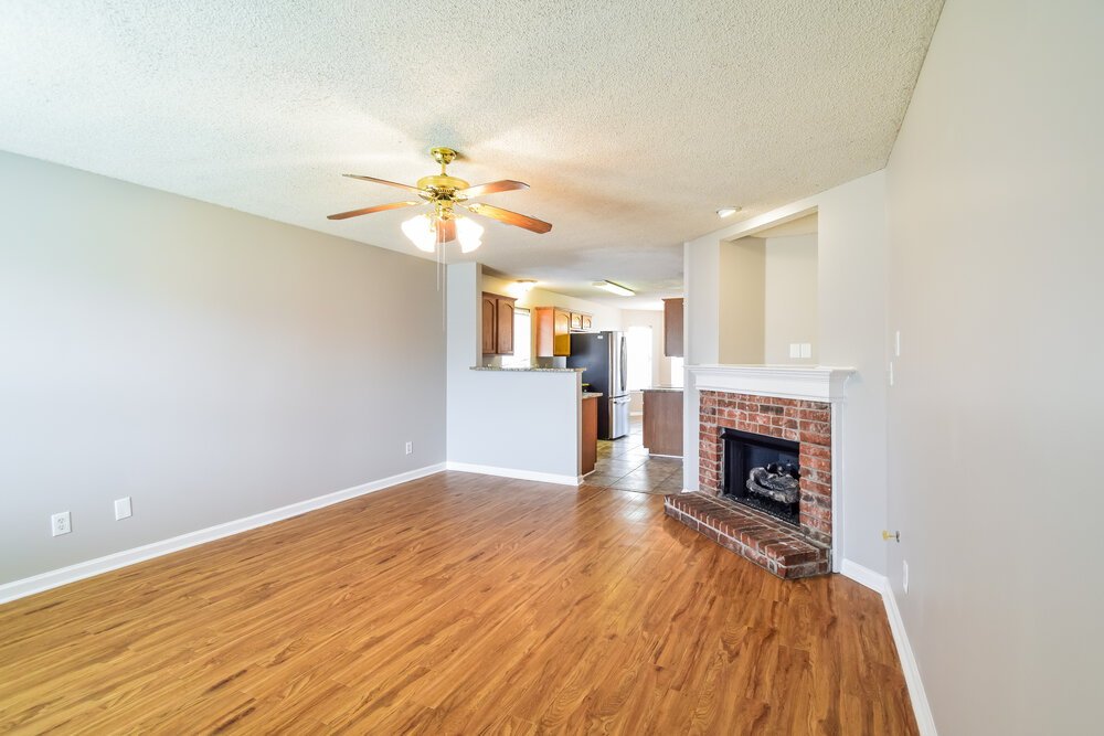 4-Bed Rental on 10080 Cross Ridge photo 5