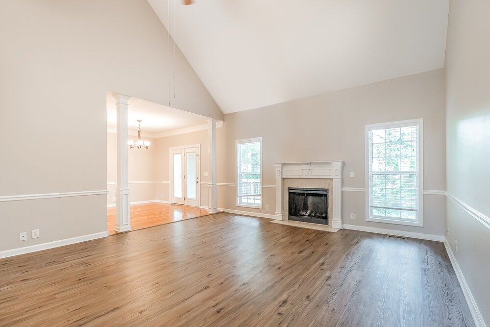 5-Bed Rental on 2137 Aberdeen Cir photo 5