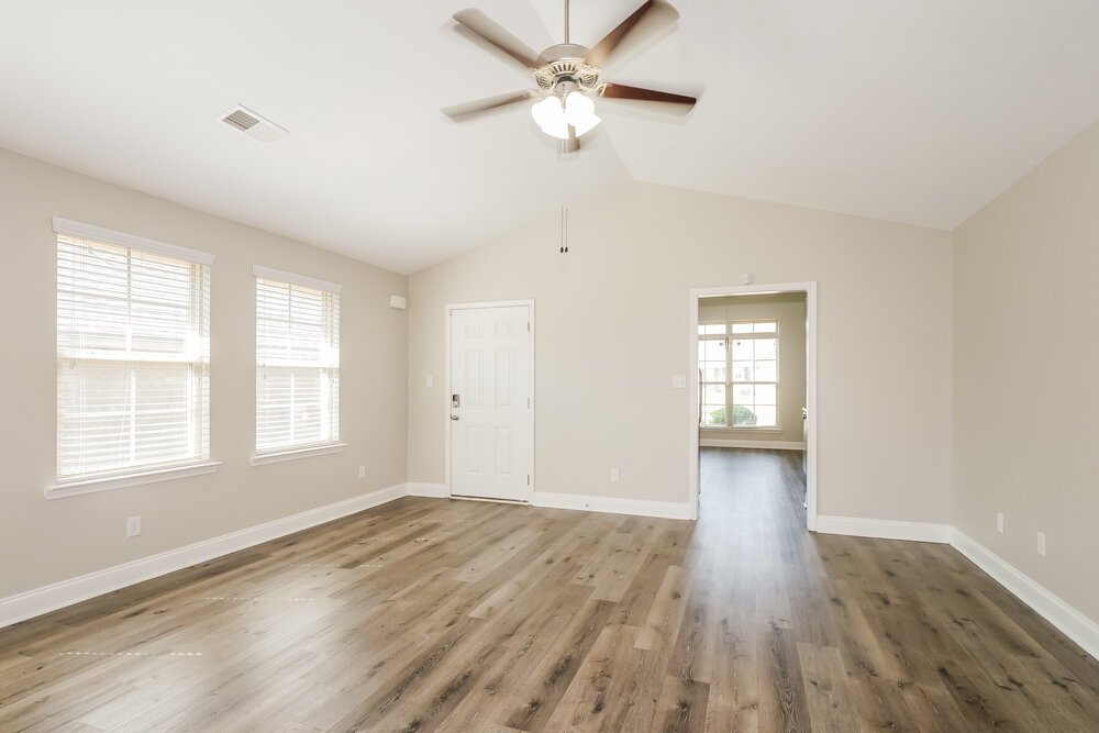 3-Bed Rental on 3242 Earlcastle Drive photo 5
