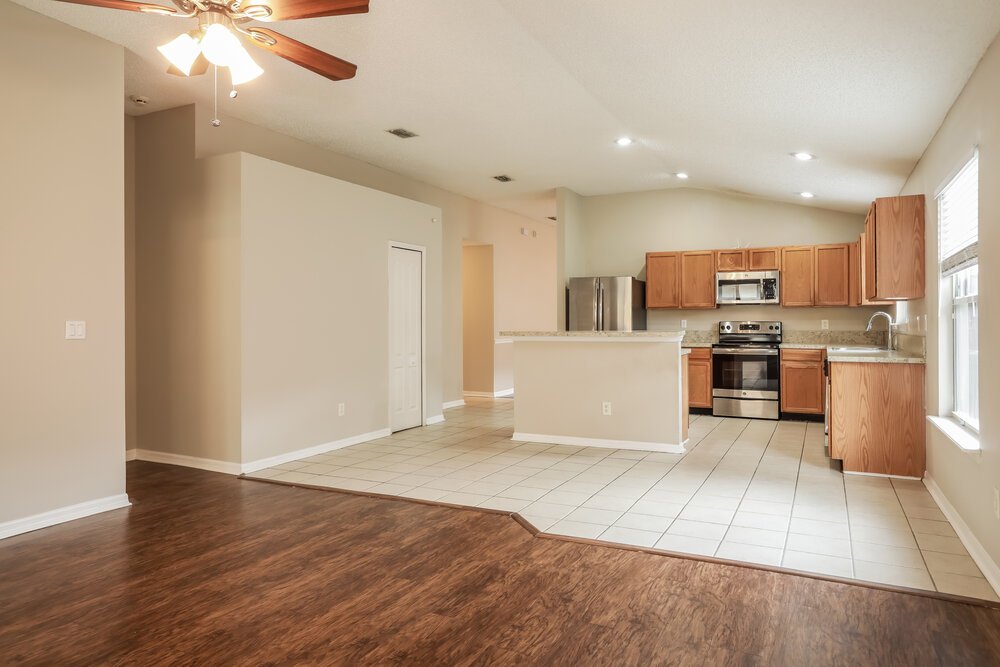 3-Bed Rental on 295 Turtle Dove photo 5