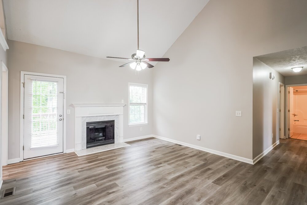 5-Bed Rental on 3613 Shorewind Bay photo 5