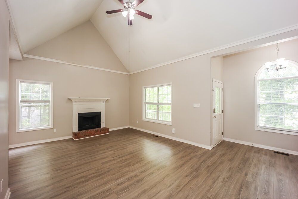 4-Bed Rental on 4250 Winding Trail photo 5