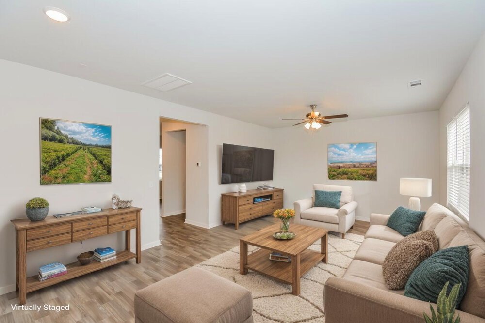 3-Bed Rental on 622 Samuel Lee photo 5