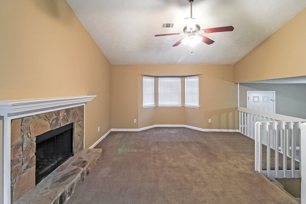 3-Bed Rental on 7186 Fair Harbor photo 5