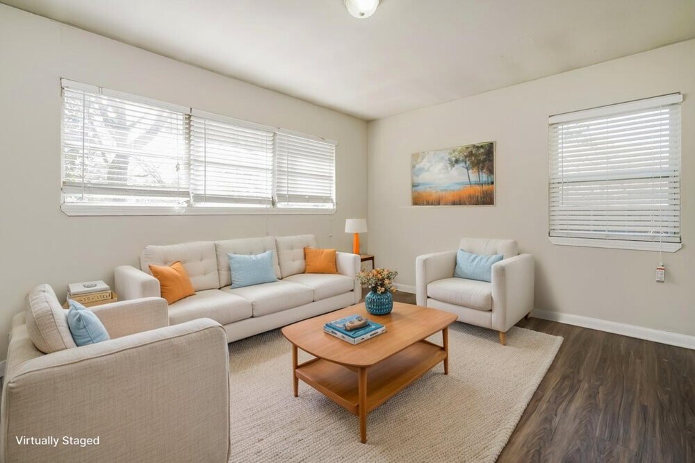 3-Bed Rental on 640 Oakdale Dr photo 5