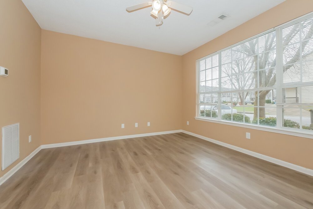 3-Bed Rental on 2367 Brianna Drive photo 5