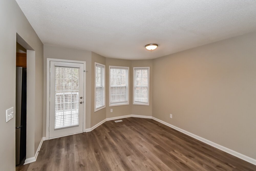 3-Bed Rental on 816 Regency Ct photo 6