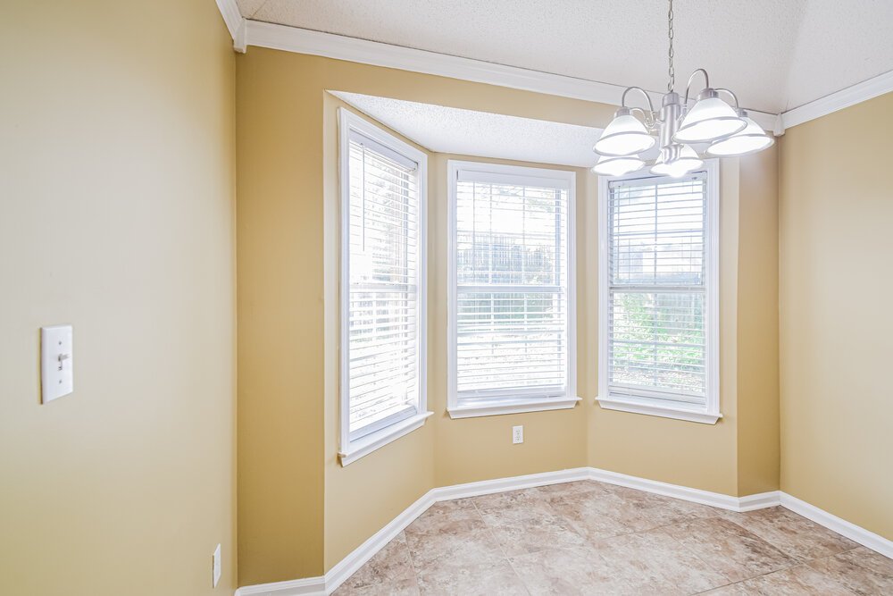 3-Bed Rental on 430 N Ericson photo 6