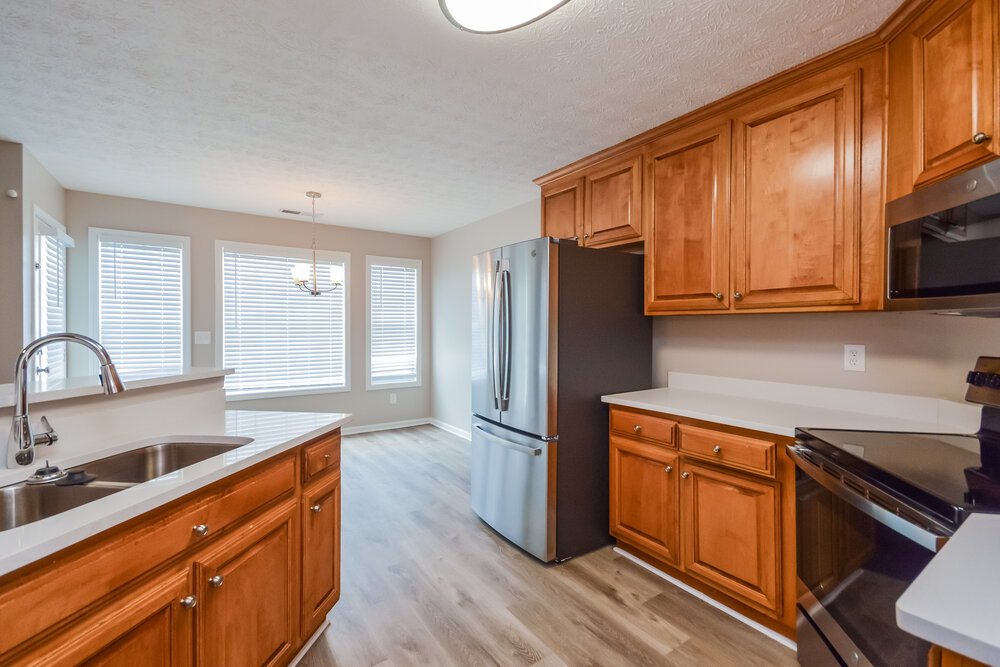 3-Bed Rental on 25 Collins Trce photo 6
